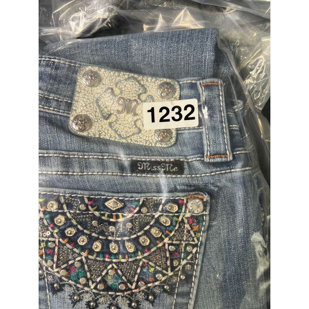 Miss Me Jeans Womens 25 Mid Rise BootCut Flap Pocket Embellished Stretch Western - Picture 14 of 14